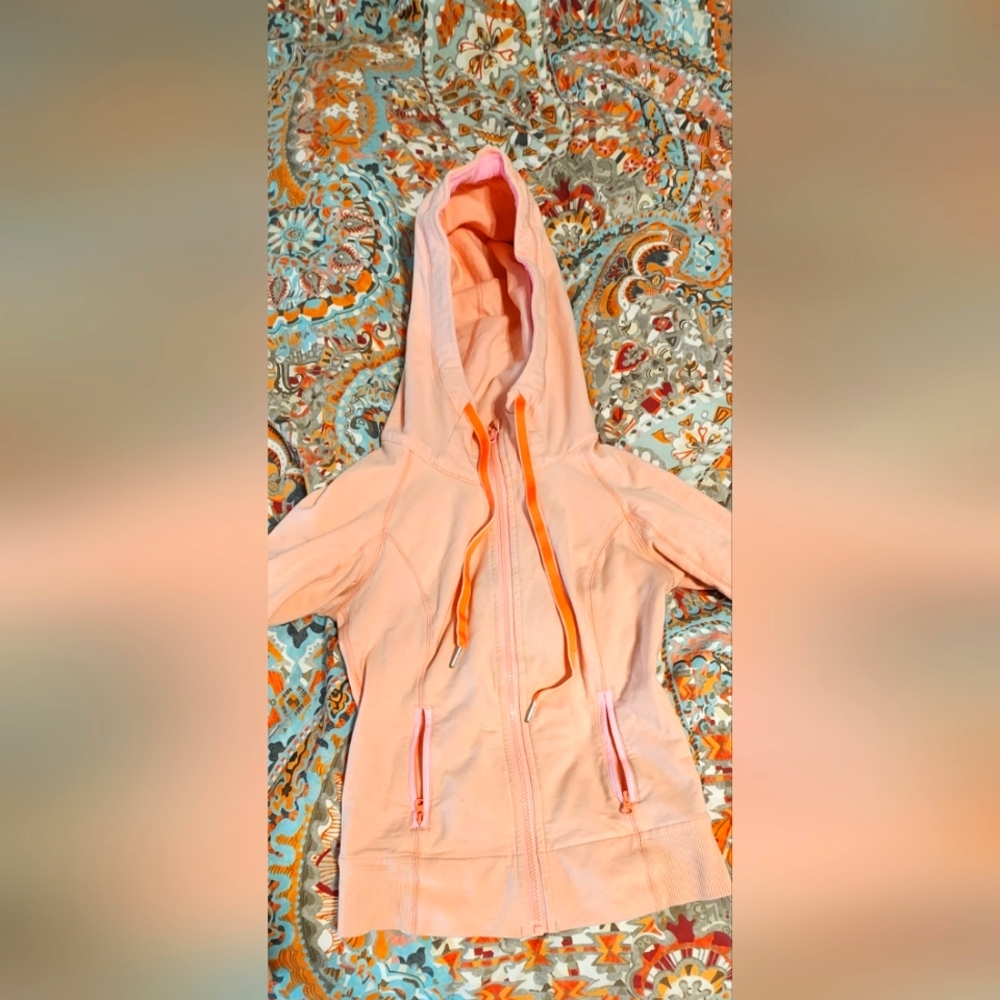 Lulu hoodie